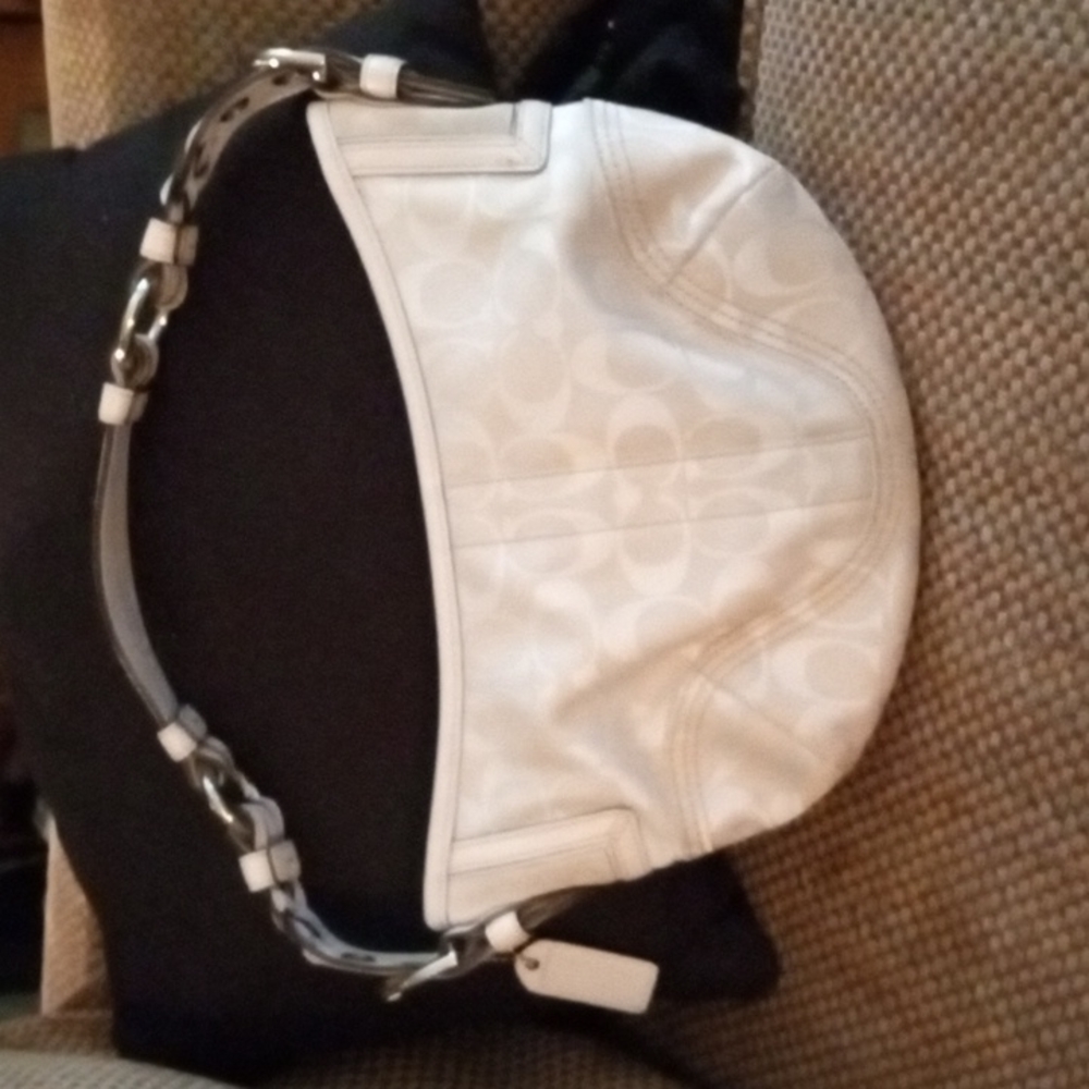 SOLD    Coach signature hobo bag jacquard off white